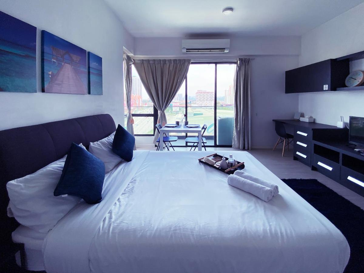 Appartamento Lily & Loft - The Grand Sofo, Petaling Jaya Esterno foto