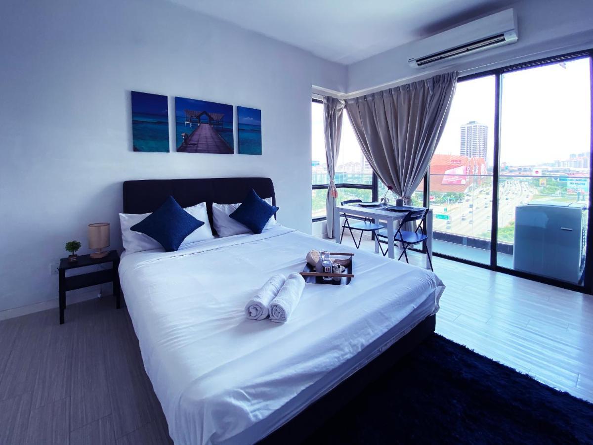 Appartamento Lily & Loft - The Grand Sofo, Petaling Jaya Esterno foto