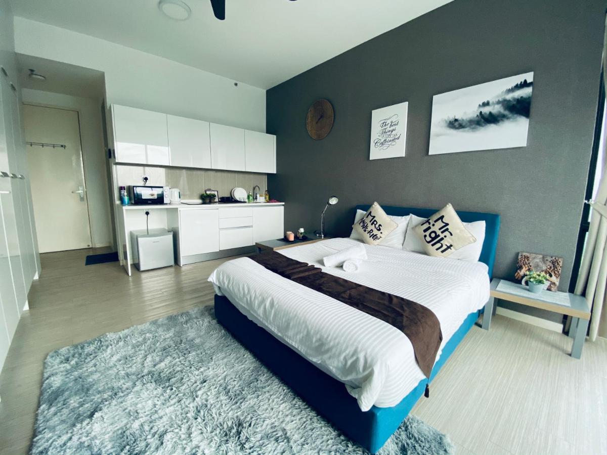 Appartamento Lily & Loft - The Grand Sofo, Petaling Jaya Esterno foto