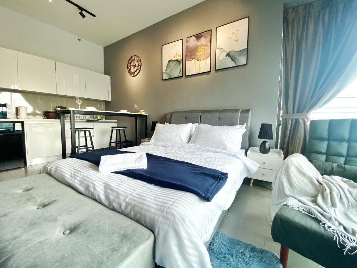 Appartamento Lily & Loft - The Grand Sofo, Petaling Jaya Esterno foto