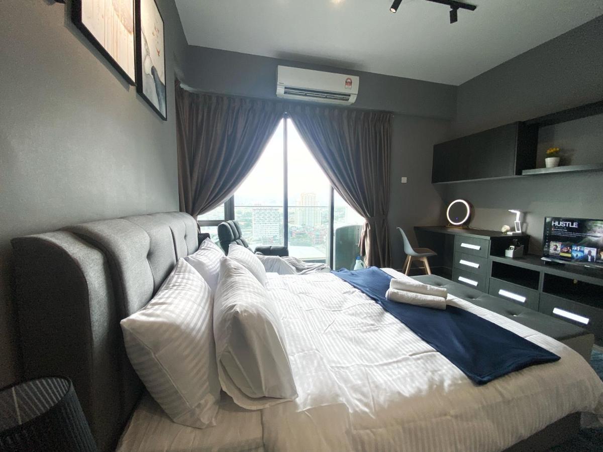 Appartamento Lily & Loft - The Grand Sofo, Petaling Jaya Esterno foto