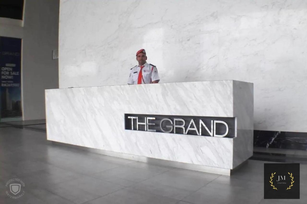 Appartamento Lily & Loft - The Grand Sofo, Petaling Jaya Esterno foto