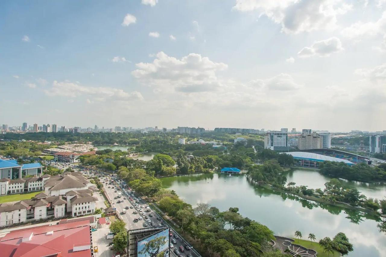 Appartamento Lily & Loft - The Grand Sofo, Petaling Jaya Esterno foto